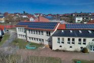 Bild des Schulhauses der Grundschule Ammerthal