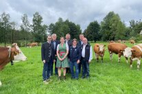 Gruppenbild mit der neuen Zuchtleiterin